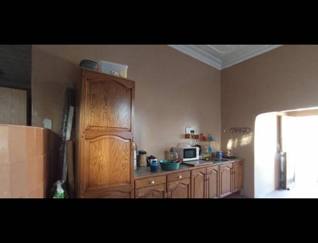 4 BEDROOM HOUSE FOR SALE IN KENSINGTON